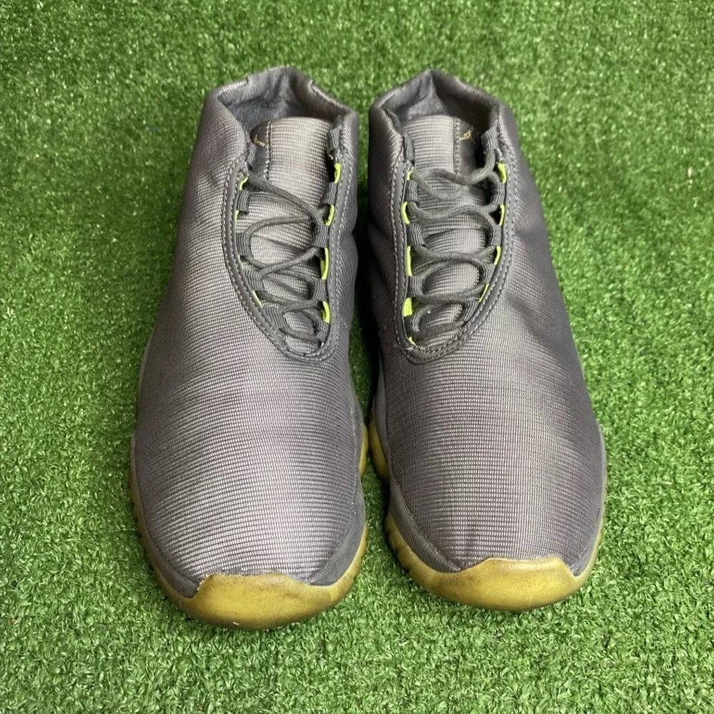 Nike Air Jordan Future Mens Size 8 Dark Grey Volt Basketball Shoes 656503-025‎